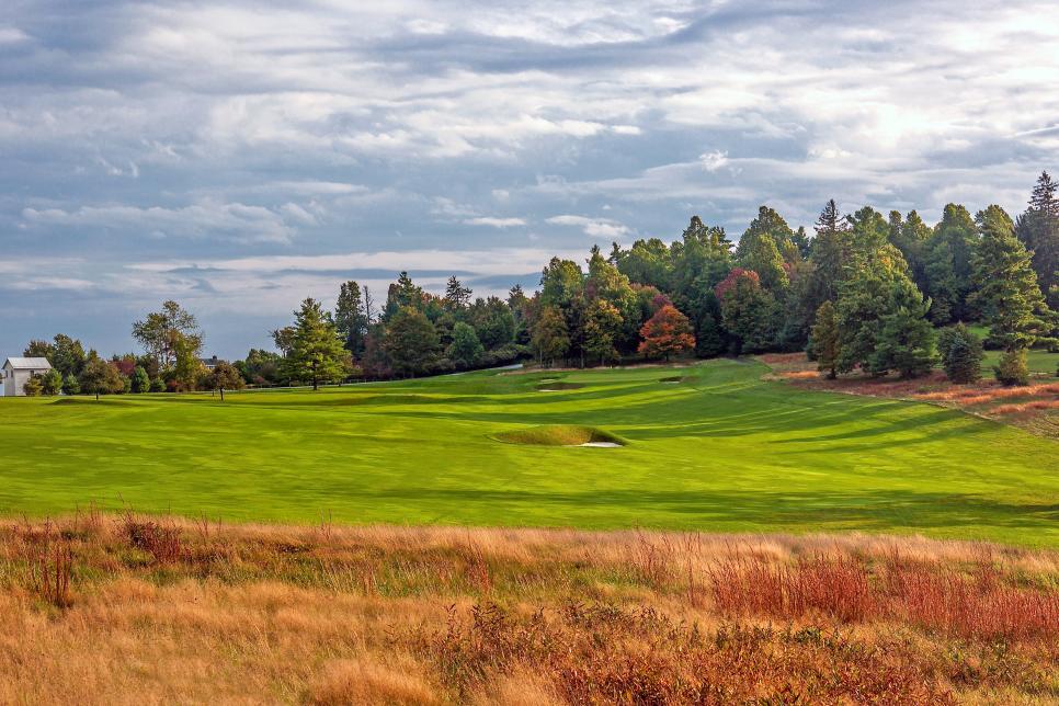 /content/dam/images/golfdigest/fullset/course-photos-for-places-to-play/roaring-gap-club-north-carolina-fifteen-7006.jpg