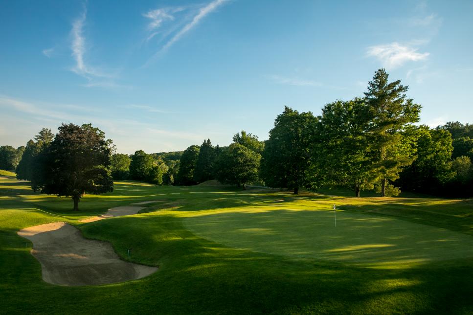 /content/dam/images/golfdigest/fullset/course-photos-for-places-to-play/rutlandcountry-clubvermont-11680.jpg