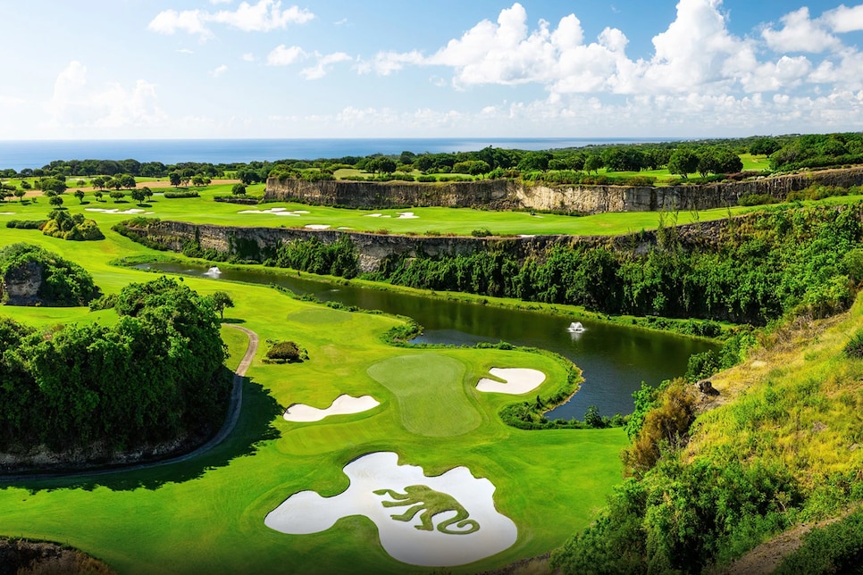 /content/dam/images/golfdigest/fullset/course-photos-for-places-to-play/sandy-lane-greenmonkey-barbados.jpg