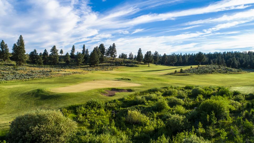 /content/dam/images/golfdigest/fullset/course-photos-for-places-to-play/silvies-valley-ranch-craddock-eighth-hankins-ninth-29323.jpg