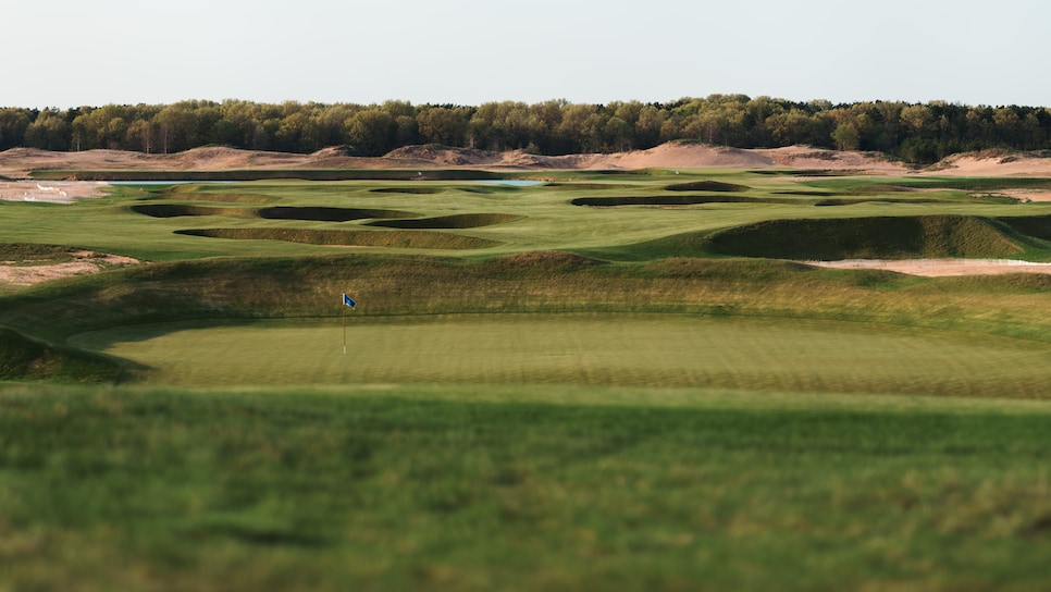 /content/dam/images/golfdigest/fullset/course-photos-for-places-to-play/the-lido-sand-valley-wisco-54421.jpg