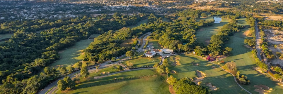 /content/dam/images/golfdigest/fullset/course-photos-for-places-to-play/vista-villarta-nicklaus-mexico.jpg