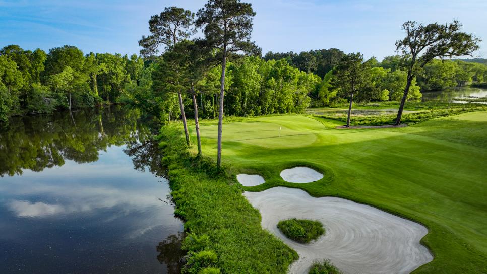 /content/dam/images/golfdigest/fullset/course-photos-for-places-to-play/whispering-pines-texas-thirteen-20925.jpg
