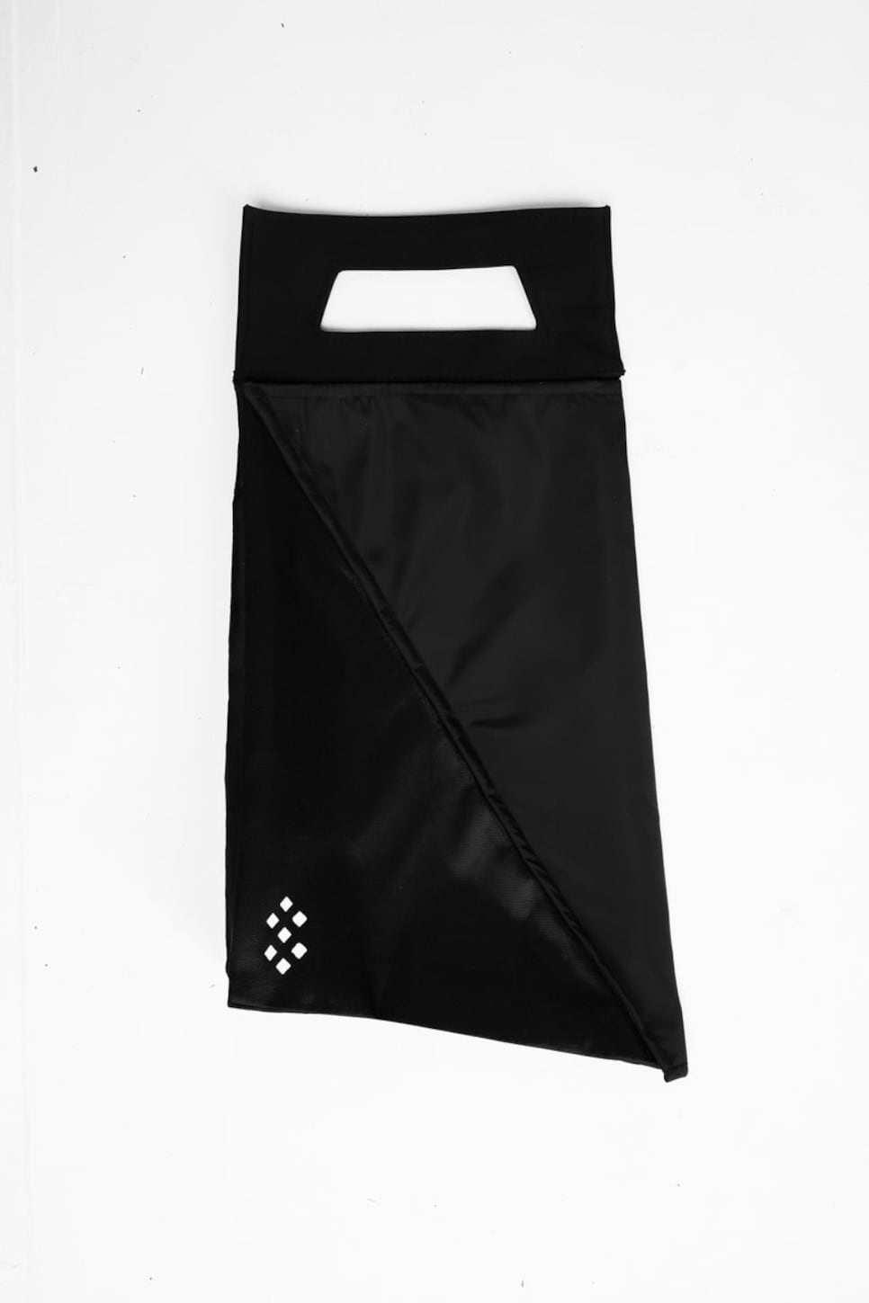 travel-gg-2025glove-bag.jpeg