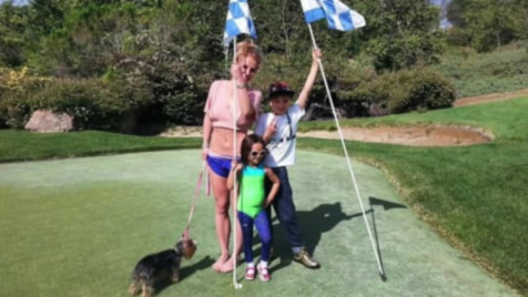 The Grind: Britney Spears' backyard golf course & Jordan Spieth hangs with Steph Curry