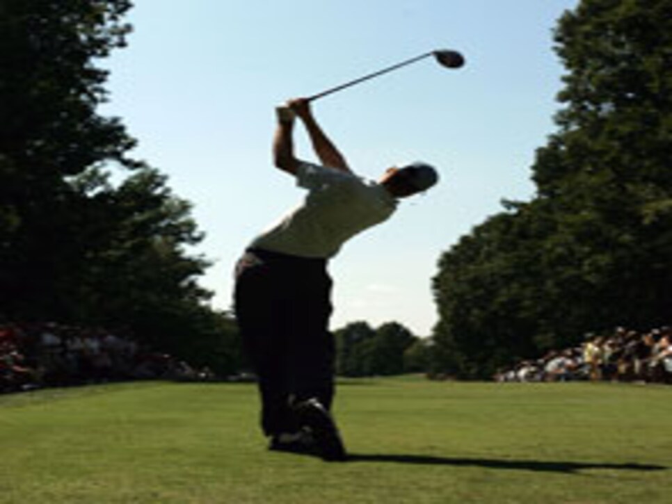 /content/dam/images/golfdigest/fullset/2015/07/20/55ad706fb01eefe207f66ea7_photos-uncategorized-2007-06-29-golfshadow.jpg