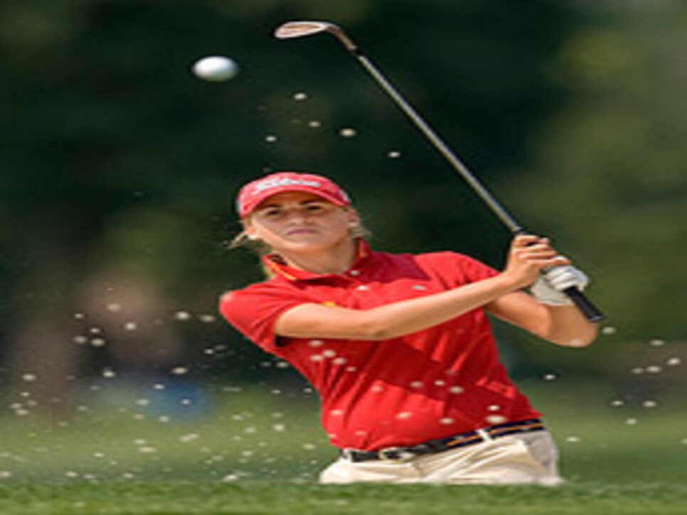 /content/dam/images/golfdigest/fullset/2015/07/20/55ad710fadd713143b42264f_magazine__campusinsider-images-2008-08-07-mozoinside_000.jpg