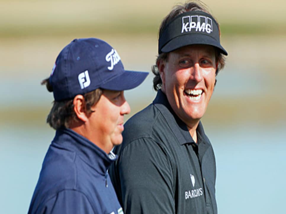 /content/dam/images/golfdigest/fullset/2015/07/20/55ad7199add713143b422ff1_golf-tours-news-blogs-local-knowledge-assets_c-2013-03-blog-dufner-phil-thumb-470x282-94305.jpg