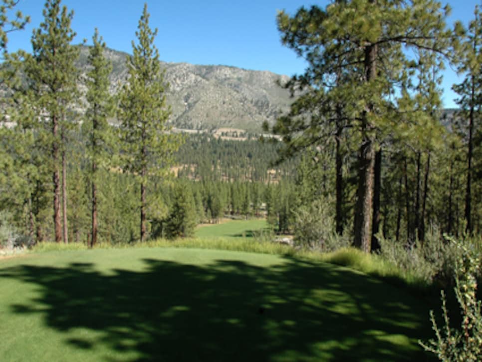 /content/dam/images/golfdigest/fullset/2015/07/20/55ad72f6b01eefe207f69927_golf-courses-blogs-wheres-matty-g-ClearCreek_3.jpg