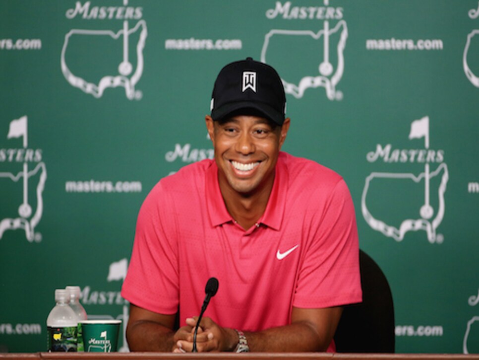 /content/dam/images/golfdigest/fullset/2015/07/20/55ad7324b01eefe207f69bf6_blogs-the-loop-SmilingTiger.jpg