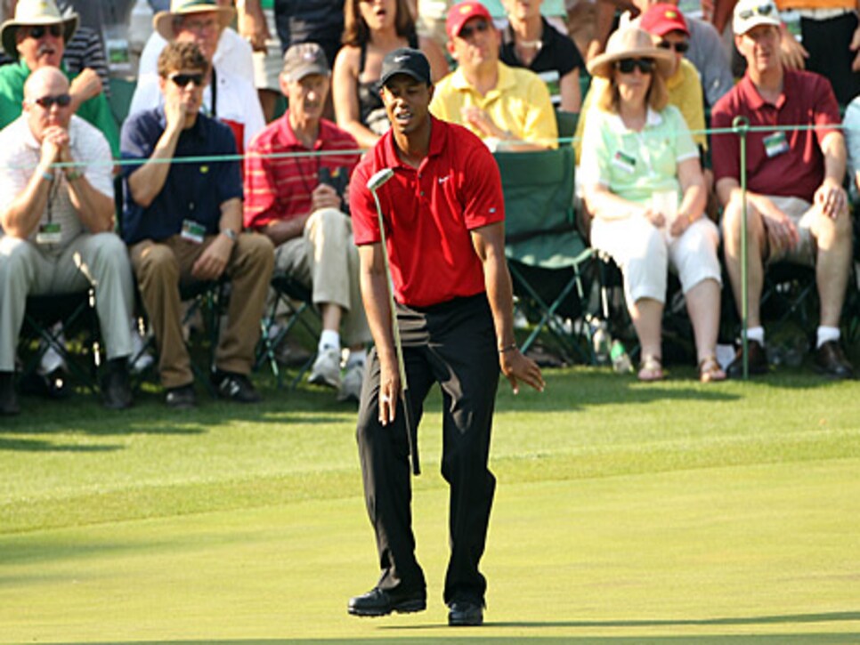 /content/dam/images/golfdigest/fullset/2015/07/20/55ad735cadd713143b424db0_golf-tours-news-blogs-local-knowledge-assets_c-2011-04-tiger_woods_sunday_masters_470-thumb-470x313-30282.jpg