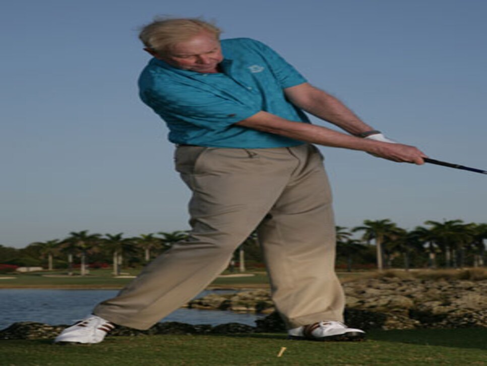 /content/dam/images/golfdigest/fullset/2015/07/20/55ad738ab01eefe207f6a1c2_golf-instruction-blogs-theinstructionblog-assets_c-2011-02-WL2Z5259-thumb-300x475-26662.jpg