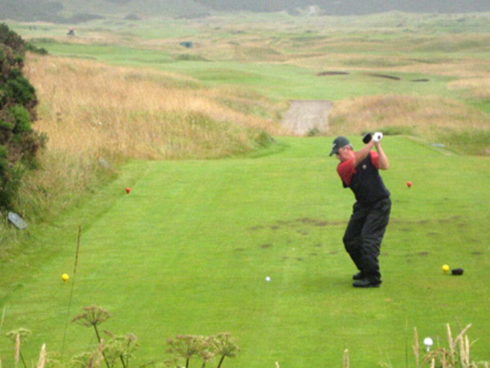 /content/dam/images/golfdigest/fullset/2015/07/20/55ad7461b01eefe207f6ab81_golf-courses-blogs-wheres-matty-g-Dornoch3.jpg