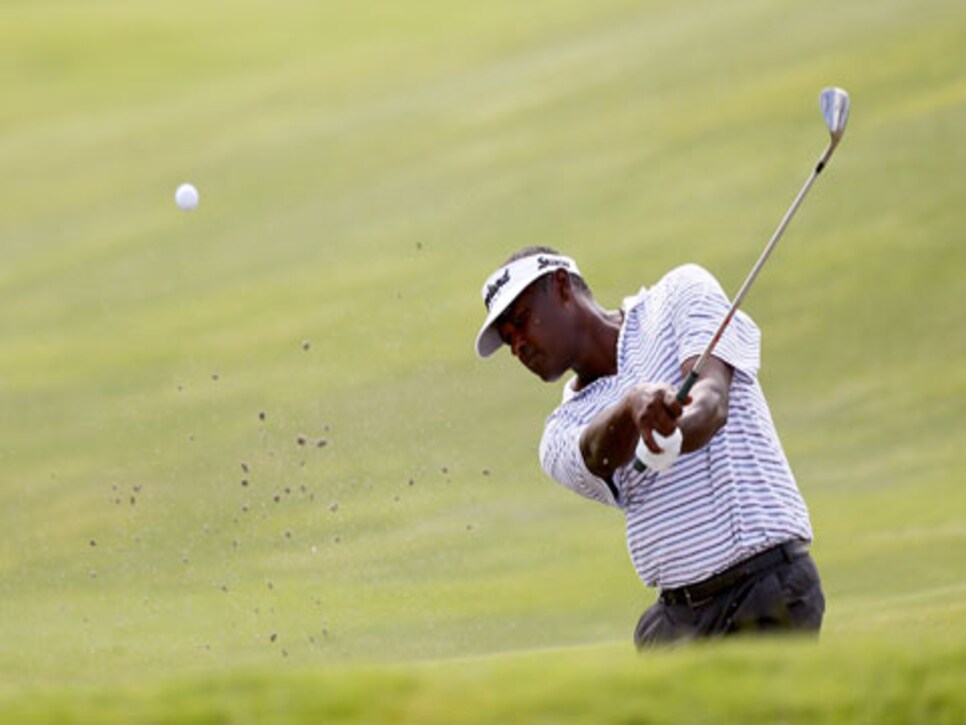 /content/dam/images/golfdigest/fullset/2015/07/20/55ad7539add713143b4264ee_golf-tours-news-blogs-local-knowledge-120810_vijay_singh_pga_championship.jpg