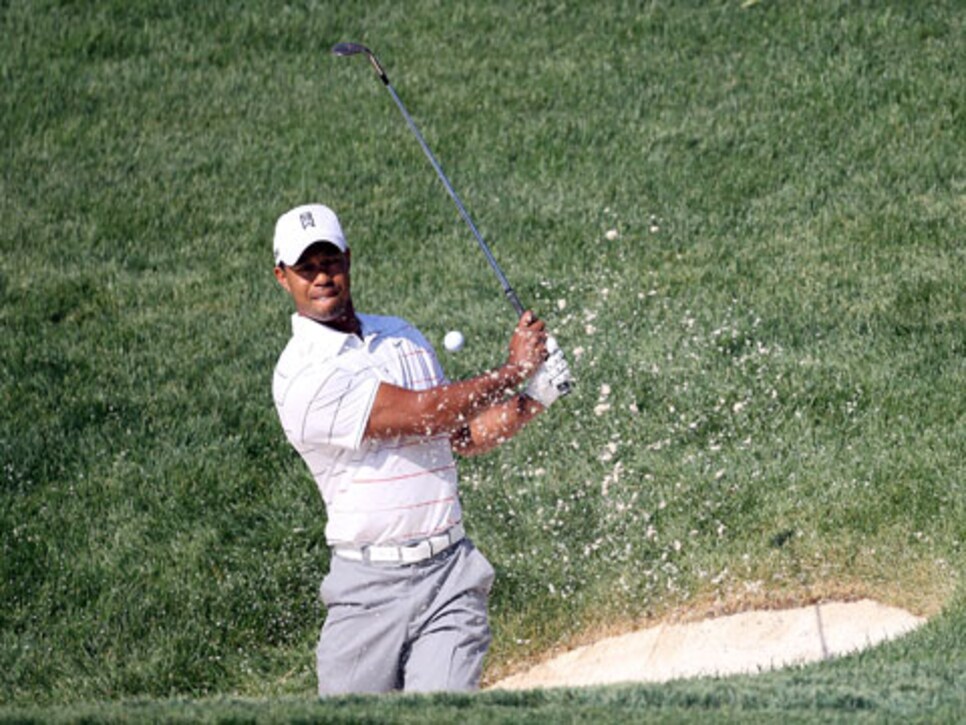 /content/dam/images/golfdigest/fullset/2015/07/20/55ad7564add713143b42674e_golf-tours-news-blogs-local-knowledge-120531_tiger_woods_memorial.jpg