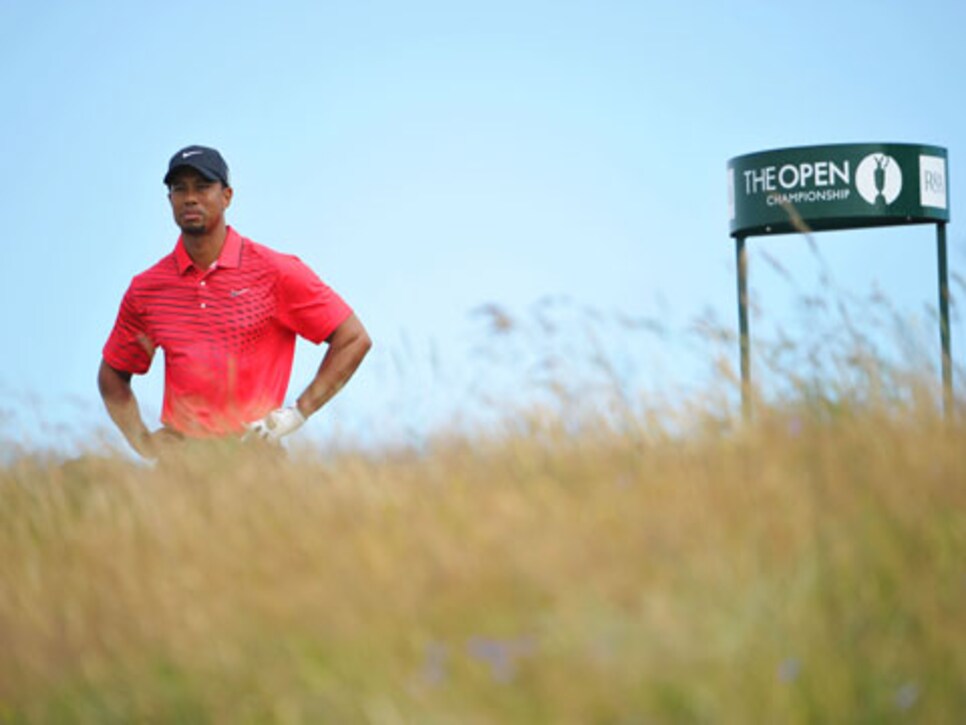 /content/dam/images/golfdigest/fullset/2015/07/20/55ad7594b01eefe207f6bb26_golf-tours-news-blogs-local-knowledge-120722_tiger_woods_british_open.jpg