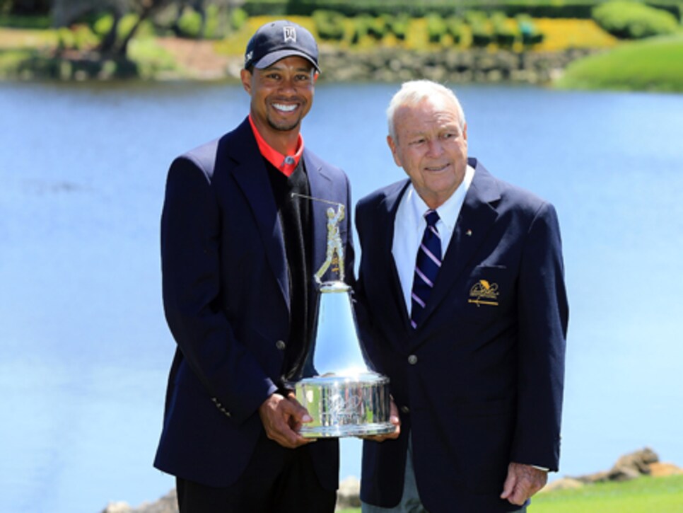 /content/dam/images/golfdigest/fullset/2015/07/20/55ad75dbadd713143b426ddd_golf-tours-news-blogs-local-knowledge-tiger-woods-arnold-palmer.jpg