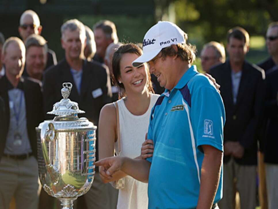 /content/dam/images/golfdigest/fullset/2015/07/20/55ad76beadd713143b4277b0_golf-tours-news-blogs-local-knowledge-assets_c-2013-08-blog-jason-dufner-amanda-thumb-470x302-103149.jpg