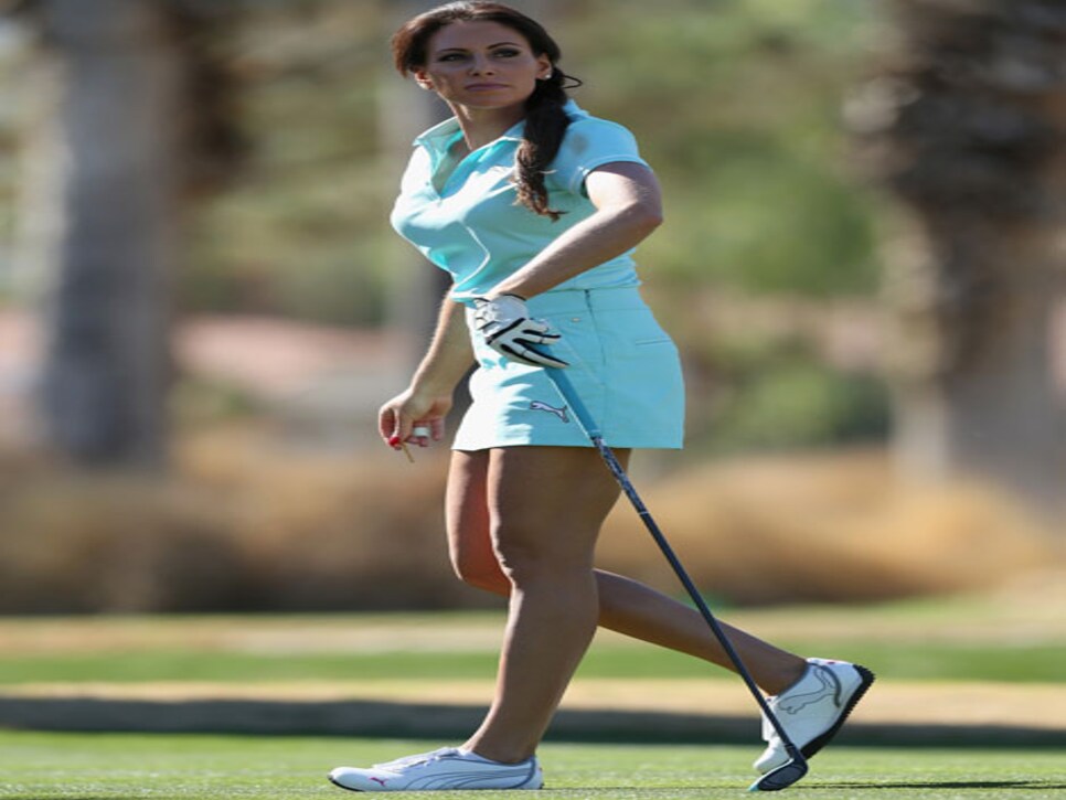 /content/dam/images/golfdigest/fullset/2015/07/20/55ad7786b01eefe207f6d0ac_golf-tours-news-blogs-local-knowledge-assets_c-2014-01-blog-holly-sonders-smart-thumb-470x625-110222.jpg