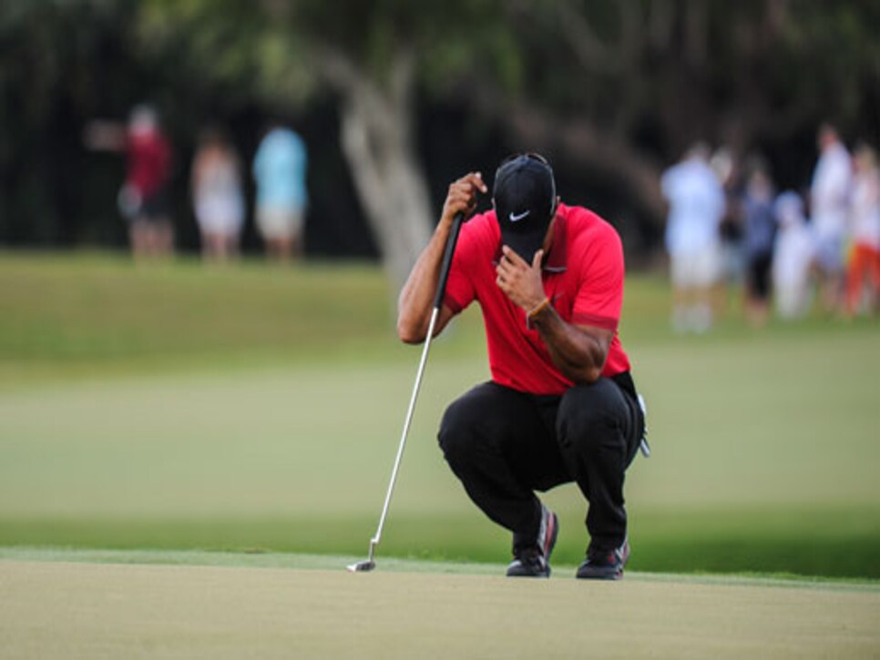 /content/dam/images/golfdigest/fullset/2015/07/20/55ad7892add713143b428ef6_blogs-the-loop-assets_c-2014-04-blog-tiger-woods-back-0401-thumb-518x323-131941.jpg