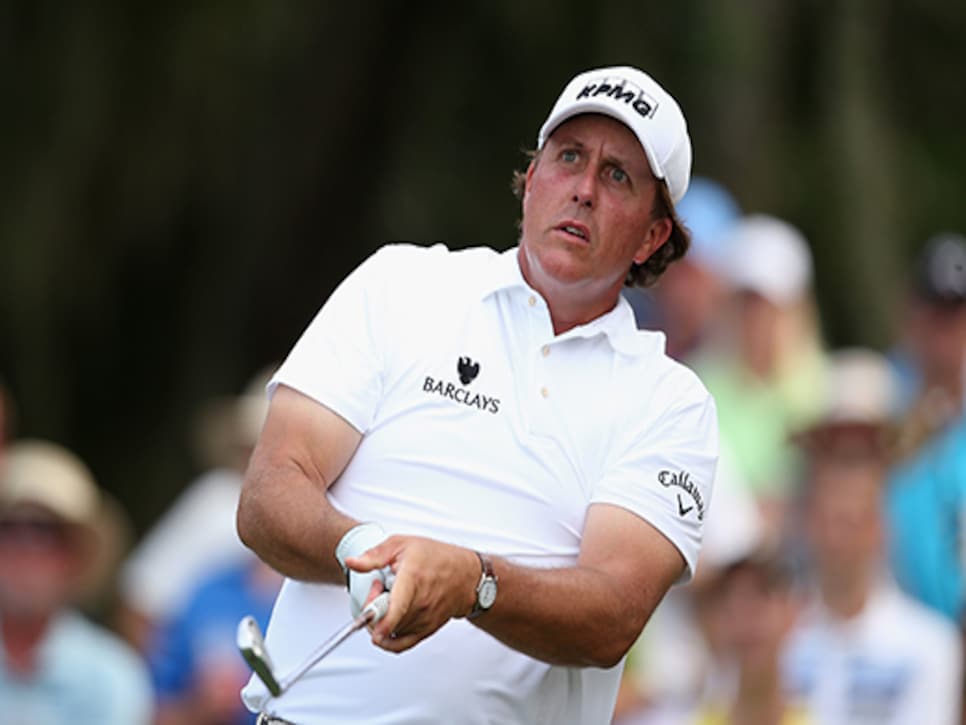 /content/dam/images/golfdigest/fullset/2015/07/20/55ad78a7b01eefe207f6deb4_blogs-the-loop-loop-phil-mickelson-callaway-518.jpg