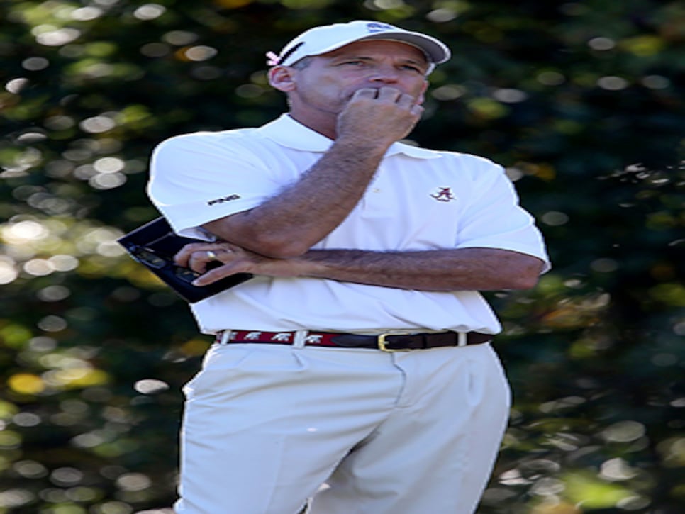 /content/dam/images/golfdigest/fullset/2015/07/20/55ad78c9b01eefe207f6e08a_blogs-the-loop-loop-mike-mcgraw-alabama-alone-300.jpg