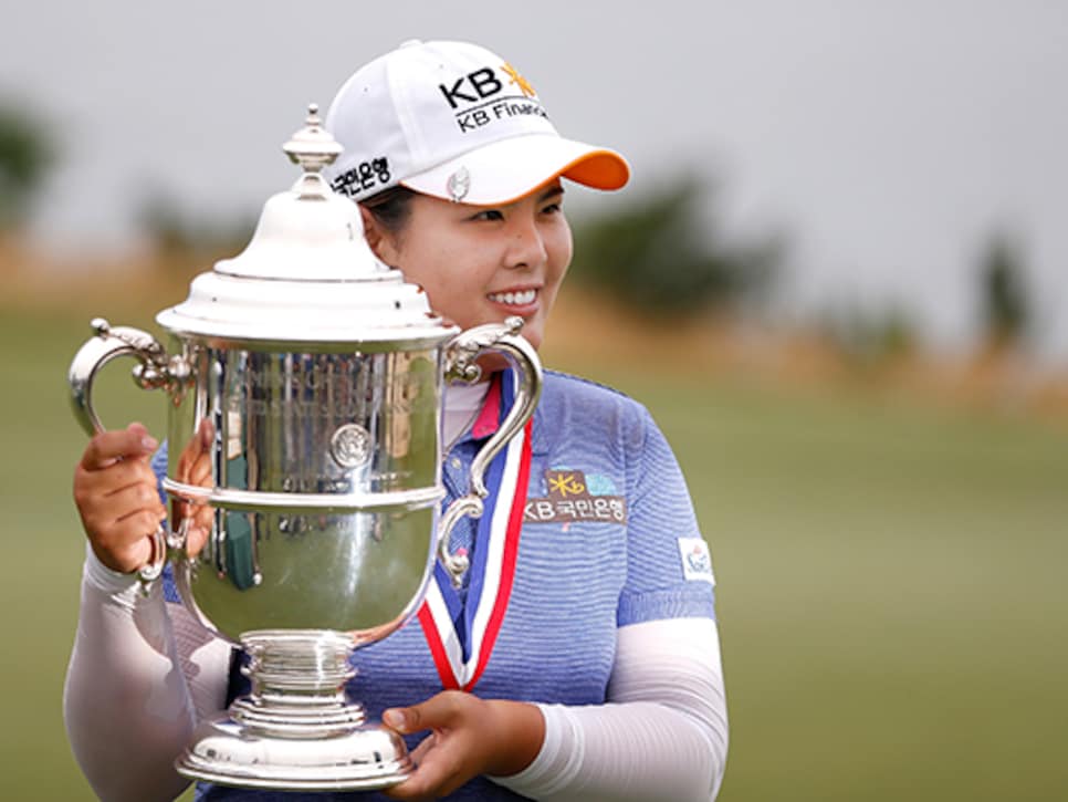 /content/dam/images/golfdigest/fullset/2015/07/20/55ad78f3b01eefe207f6e2c4_blogs-the-loop-loop-us-womens-open-purse-inbee-park-518.jpg