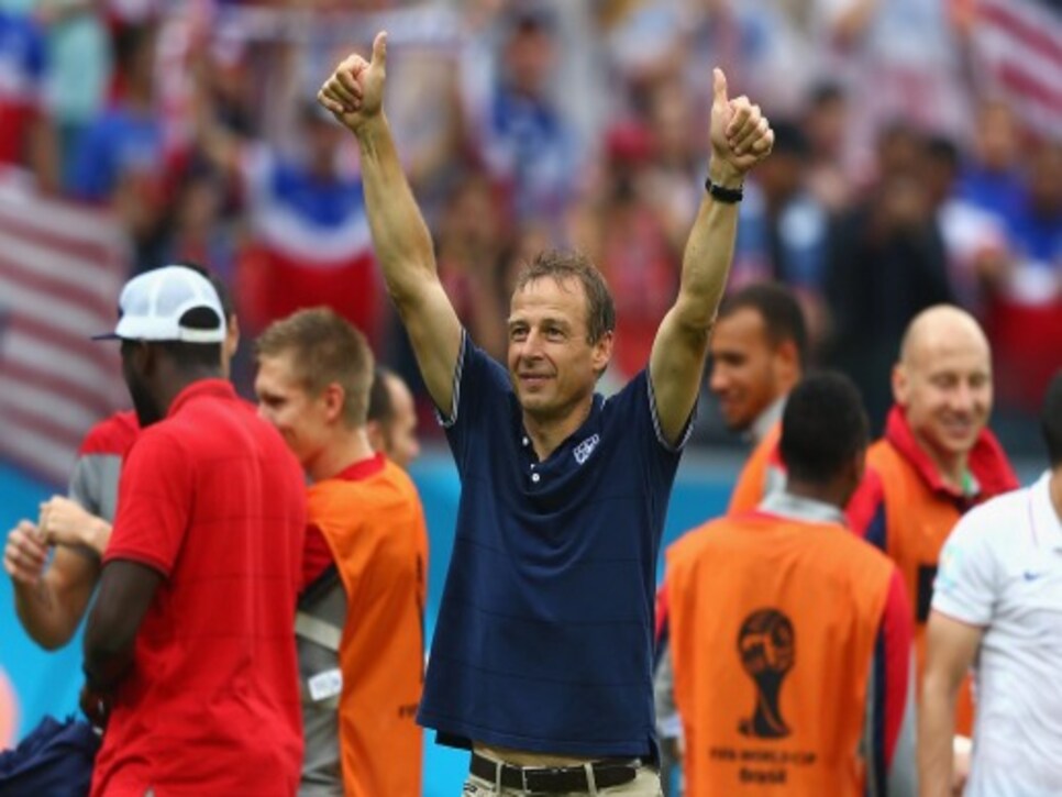 /content/dam/images/golfdigest/fullset/2015/07/20/55ad7905b01eefe207f6e3de_blogs-the-loop-140626-klinsmann-518.jpg