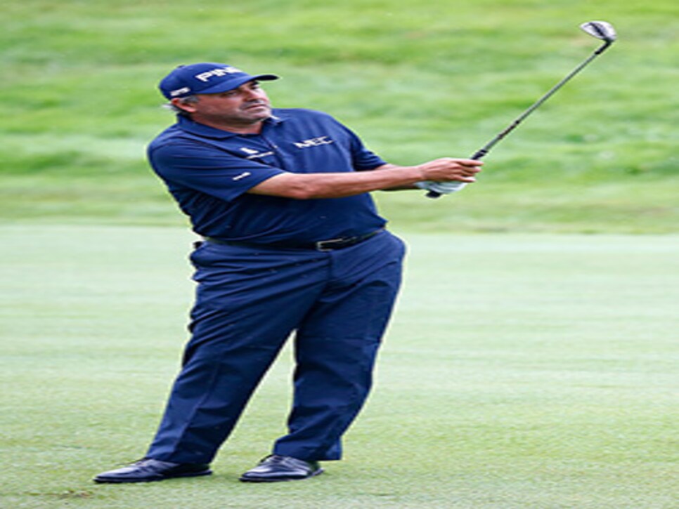 /content/dam/images/golfdigest/fullset/2015/07/20/55ad7a77add713143b42a990_blogs-the-loop-loop-Angel-Cabrera-after-2-250.jpg