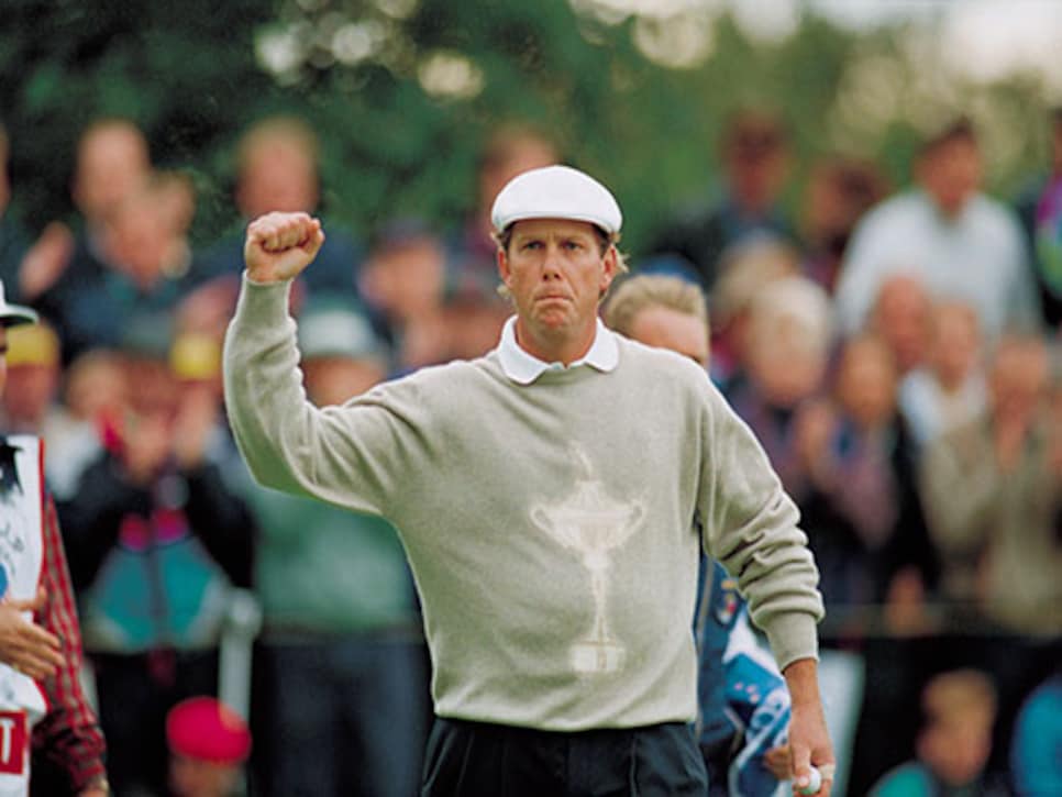 /content/dam/images/golfdigest/fullset/2015/07/20/55ad7a98b01eefe207f6f7f1_blogs-the-loop-assets_c-2014-09-payne-stewart-1993-518-thumb-518x358-138616.jpg