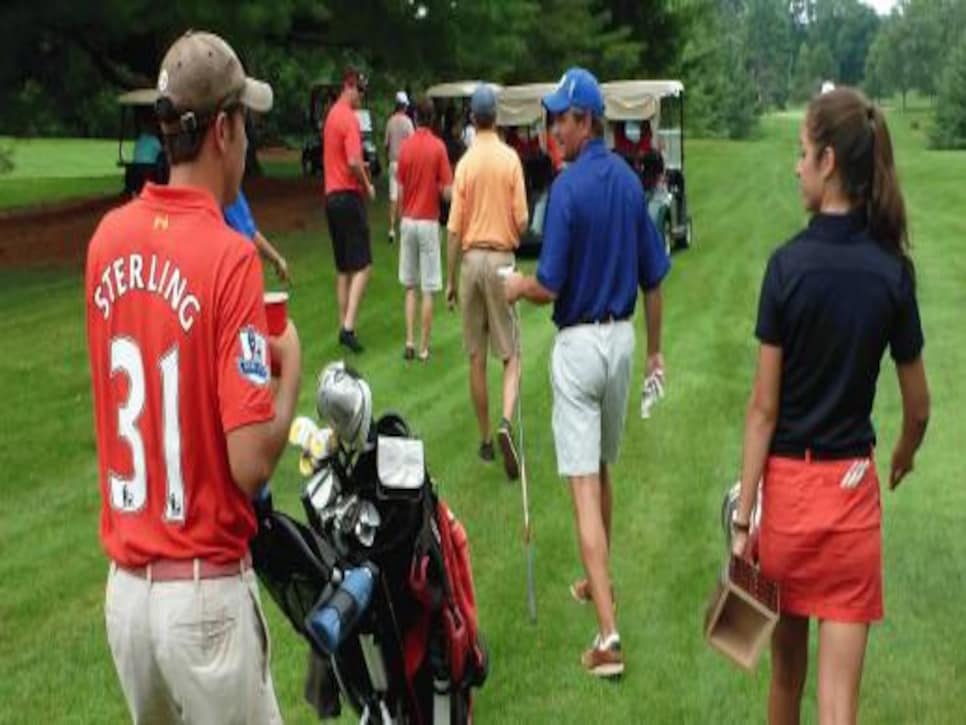 /content/dam/images/golfdigest/fullset/2015/07/20/55ad7a9fb01eefe207f6f860_blogs-the-loop-assets_c-2014-08-caddieshootout-thumb-518x250-137532.jpg