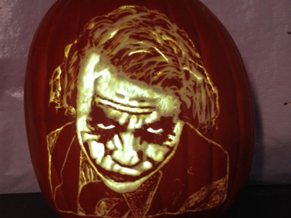 /content/dam/images/golfdigest/fullset/2015/07/20/55ad7b46b01eefe207f701af_blogs-the-loop-blog-joker-pumpkin-1029.jpg