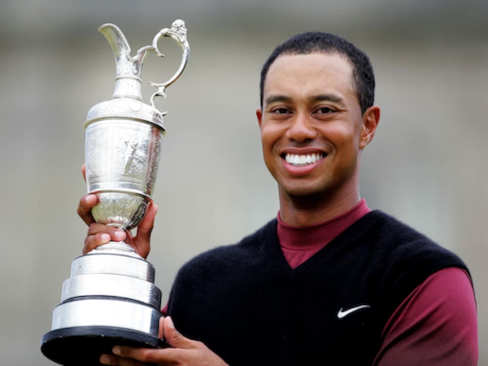 /content/dam/images/golfdigest/fullset/2015/07/20/55ad7b4fb01eefe207f70249_blogs-the-loop-141230-Tiger29-518.jpg