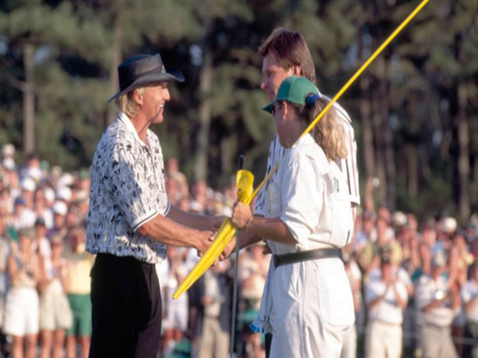 /content/dam/images/golfdigest/fullset/2015/07/20/55ad7bf8add713143b42beae_blogs-the-loop-blog-norman-1986-masters-0210.jpg