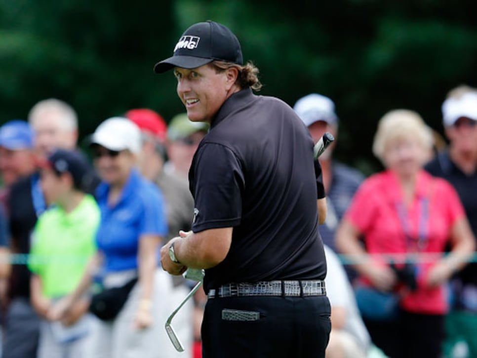 /content/dam/images/golfdigest/fullset/2015/07/20/55ad7bf9b01eefe207f70c06_blogs-the-loop-blog-phil-mickelson-fantasy-0121.jpg