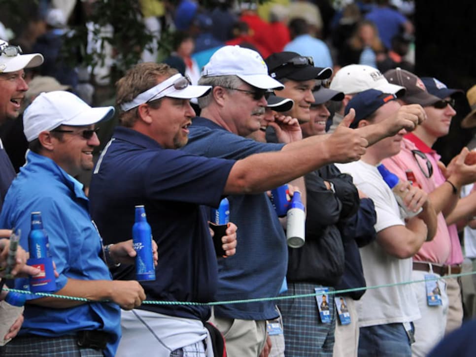 /content/dam/images/golfdigest/fullset/2015/07/20/55ad7c9fadd713143b42c77f_blogs-the-loop-blog-phil-thumbs-up-fans.jpg