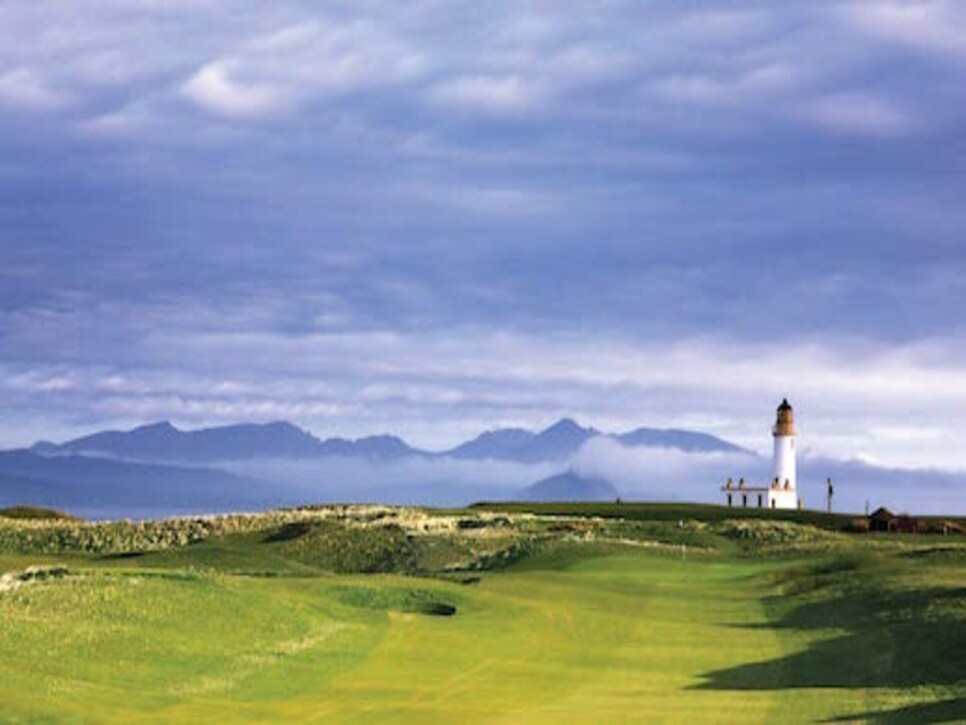 /content/dam/images/golfdigest/fullset/2015/07/20/55ad7cc5b01eefe207f716b6_blogs-the-loop-TrumpTurnberry.jpg