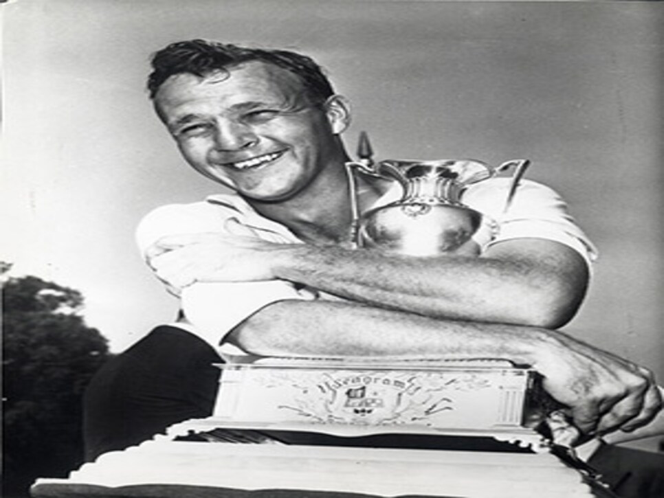 /content/dam/images/golfdigest/fullset/2015/07/20/55ad7cdab01eefe207f717ba_blogs-the-loop-loop-arnold-palmer-1955-canada-300.jpg