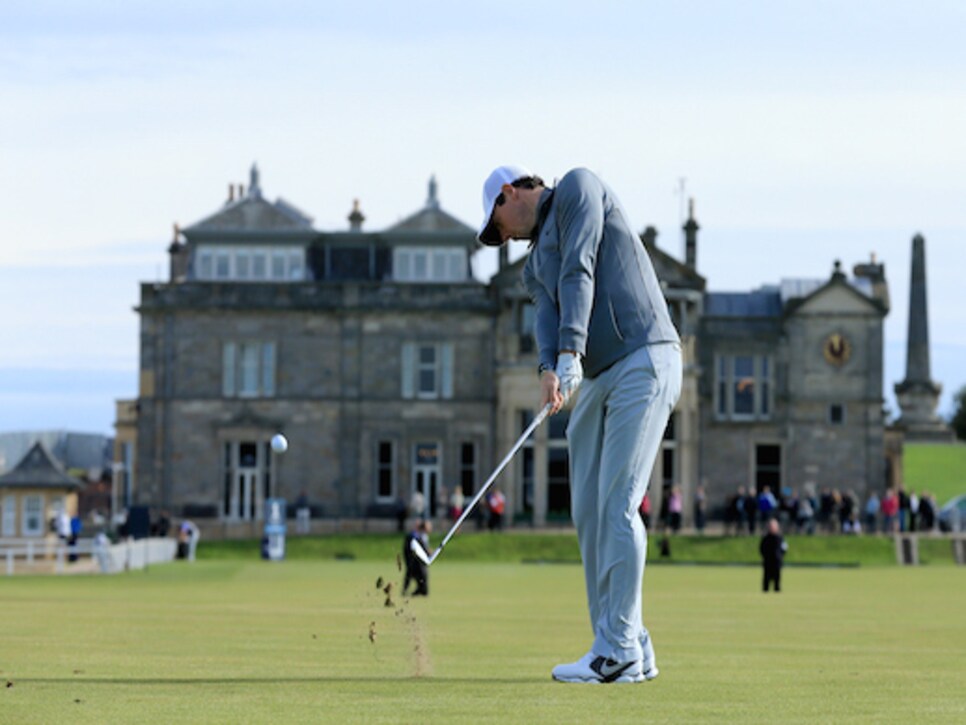 /content/dam/images/golfdigest/fullset/2015/07/20/55ad7d91add713143b42d4a4_blogs-the-loop-McIlroySt.Andrews.jpg