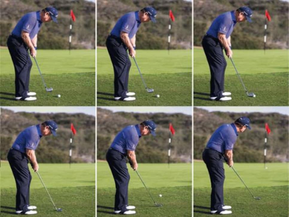 /content/dam/images/golfdigest/fullset/2015/07/20/55ad7d97add713143b42d4f2_blogs-the-loop-assets_c-2015-07-inar01-tom-watson-chipping-620-thumb-520x441-159102.jpg