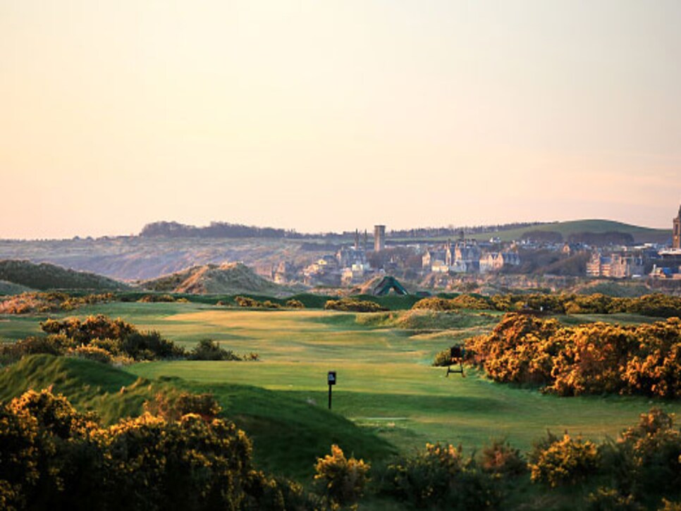 /content/dam/images/golfdigest/fullset/2015/07/20/55ad7d9badd713143b42d534_blogs-the-loop-newcoursestandrews400.jpg