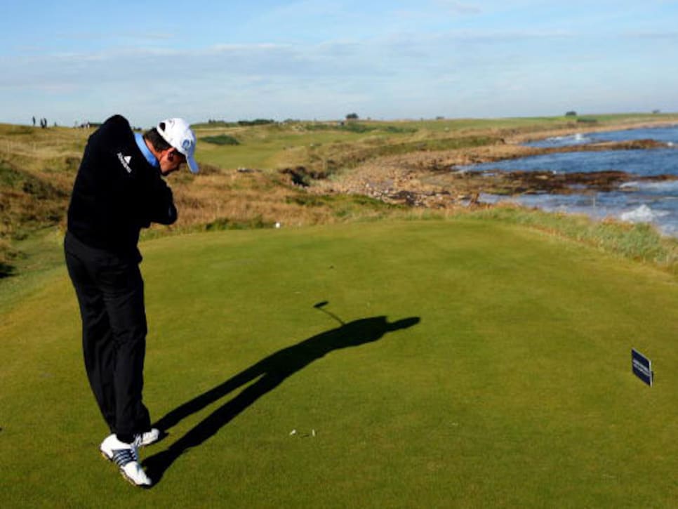 /content/dam/images/golfdigest/fullset/2015/07/20/55ad7d9bb01eefe207f7227d_blogs-the-loop-kingsbarns400.jpg