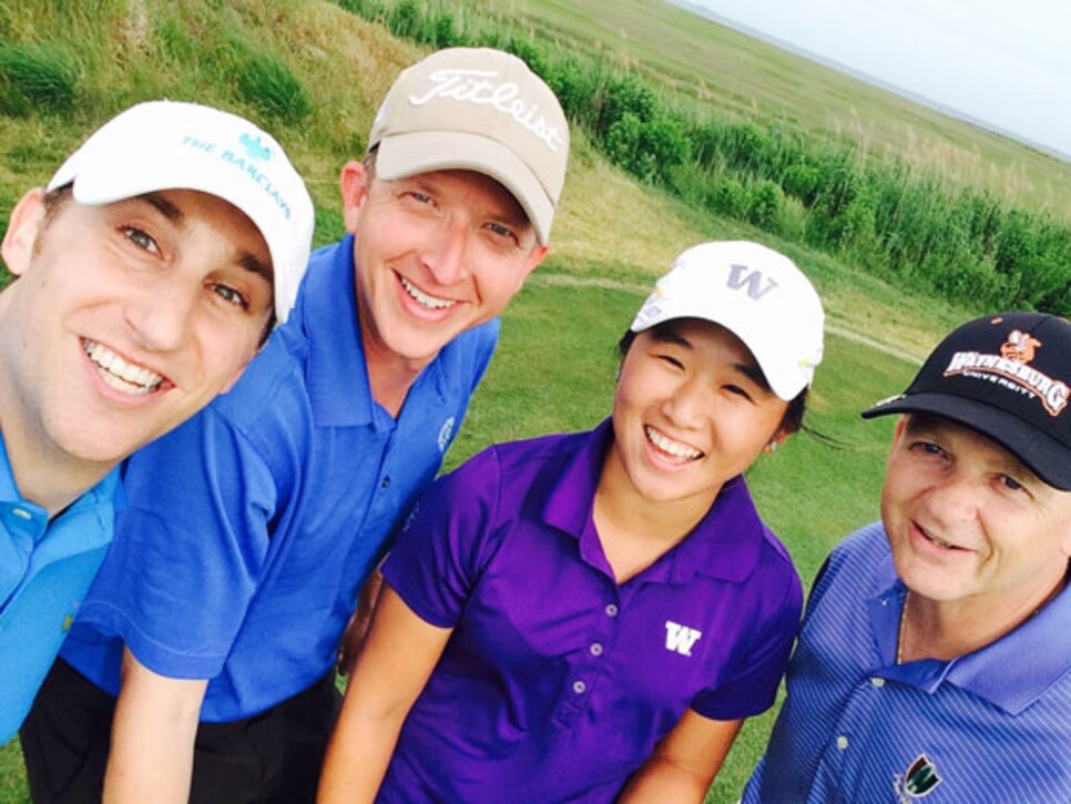 /content/dam/images/golfdigest/fullset/2015/07/20/55ad7dcbadd713143b42d798_blogs-the-loop-blog-lpga-selfie.jpg