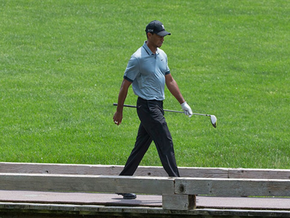 /content/dam/images/golfdigest/fullset/2015/07/20/55ad7dd2b01eefe207f724f9_blogs-the-loop-assets_c-2015-06-tiger-woods-memorial-thumb-560x400-158257.jpg