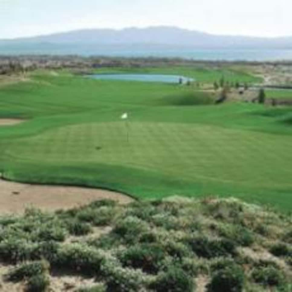 golf-courses-blogs-golf-real-estate-assets_c-2009-10-phm0808ge-2_lg-thumb-230x230-6761.jpg