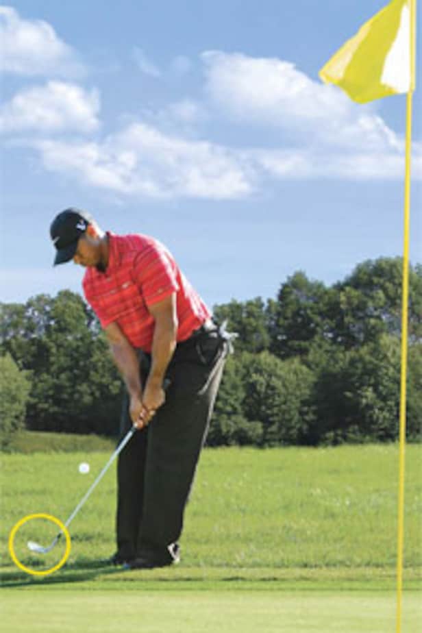 Tiger Woods Play the chunkandrun How To Golf Digest