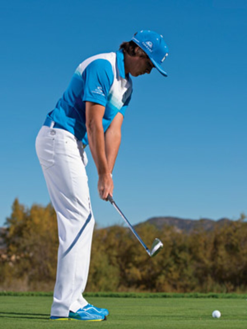 instruction-2013-10-inar02a-rickie-fowler-4-keys-to-go-low.jpg