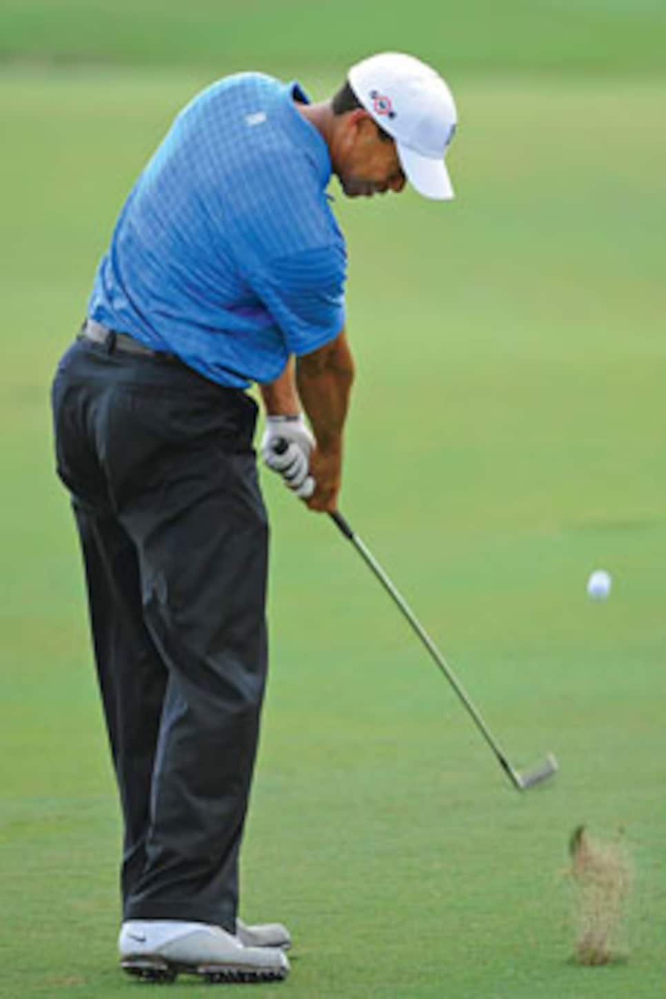 instruction-2009-09-inar01_tigerwoods.jpg