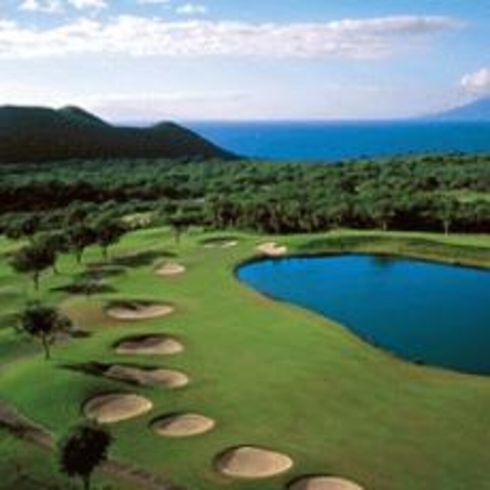 golf-courses-blogs-golf-real-estate-assets_c-2009-08-cm_golf_makena_resort-thumb-230x216-5201.jpg