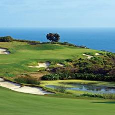 The downhill, 540-yard 17th at Pelican Hill\'s Ocean North Course.